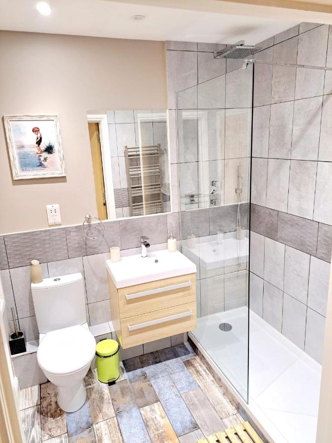 Tottenham Spur Hideaway ลอนดอน ภายนอก รูปภาพ